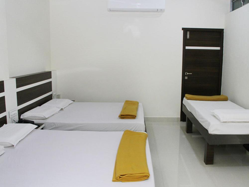 فندق Mp Residency كومباكونام المظهر الخارجي الصورة