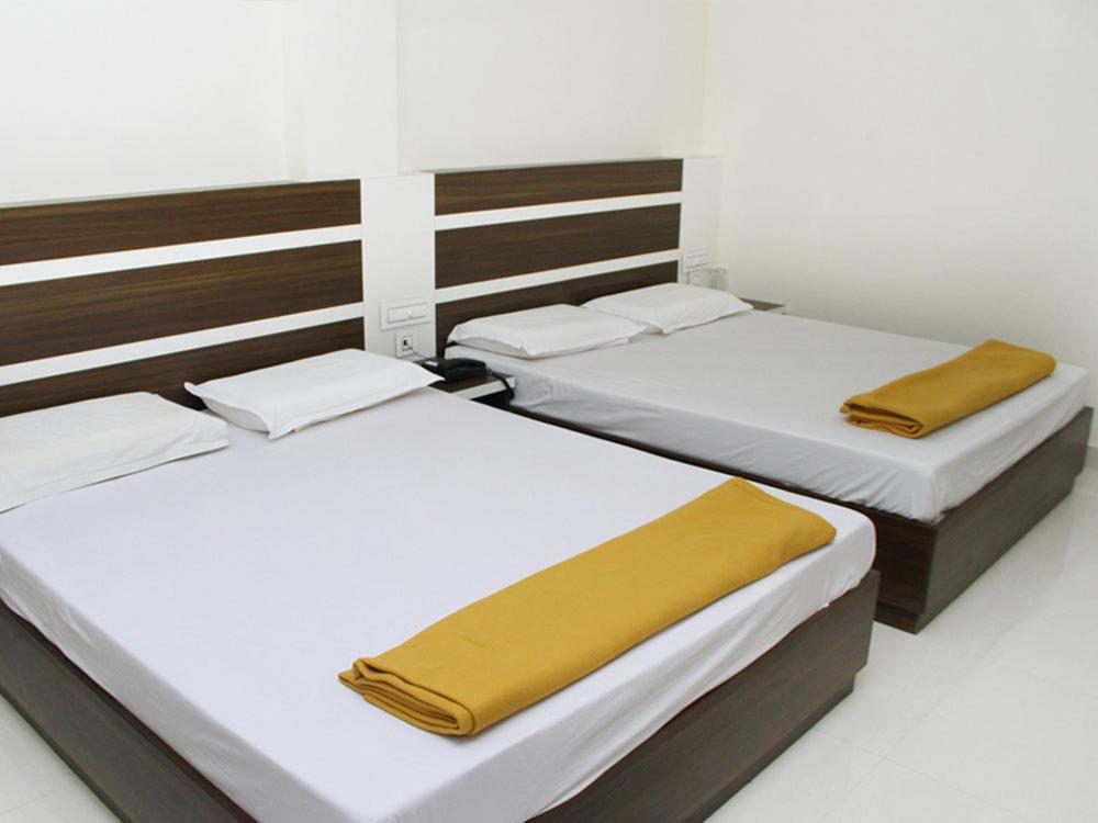 فندق Mp Residency كومباكونام المظهر الخارجي الصورة