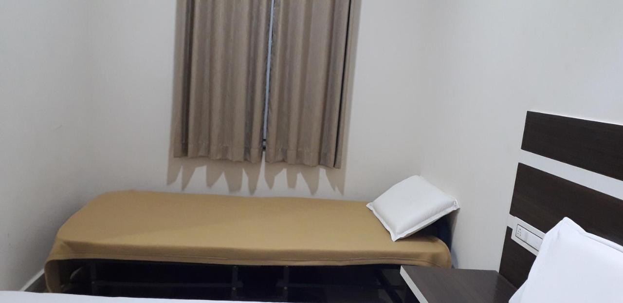 فندق Mp Residency كومباكونام المظهر الخارجي الصورة